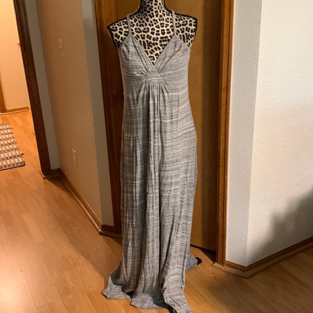 Banana Republic Gray and white maxi dress